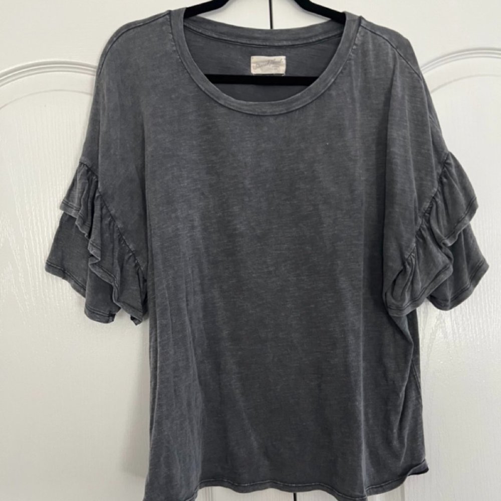Universal Threads Neutral Top